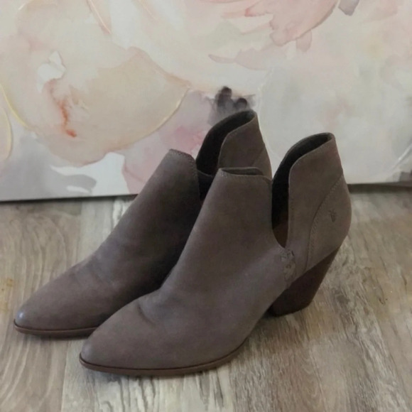 ! Frye WOMEN Reina Cut Out Bootie Black size 10 - Picture 1 of 8